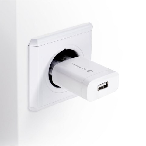 Ładowarka sieciowa do telefonu Forcell F-Energy USB A QC3.0 2,4A 18W + kabel USB A do USB C TFK-TC-1099 biała